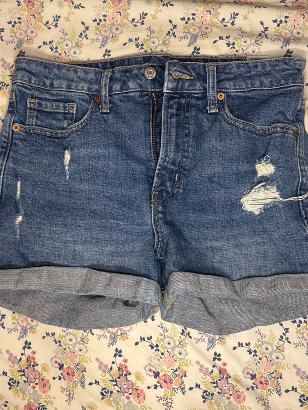 Old Navy Women's Blue Distressed Denim Jean Shorts